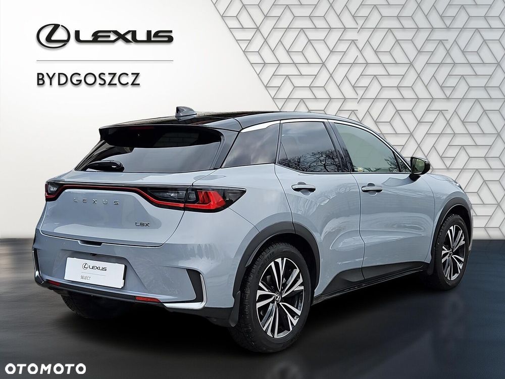 Lexus LBX 1.5 Hybrid Emotion - 6