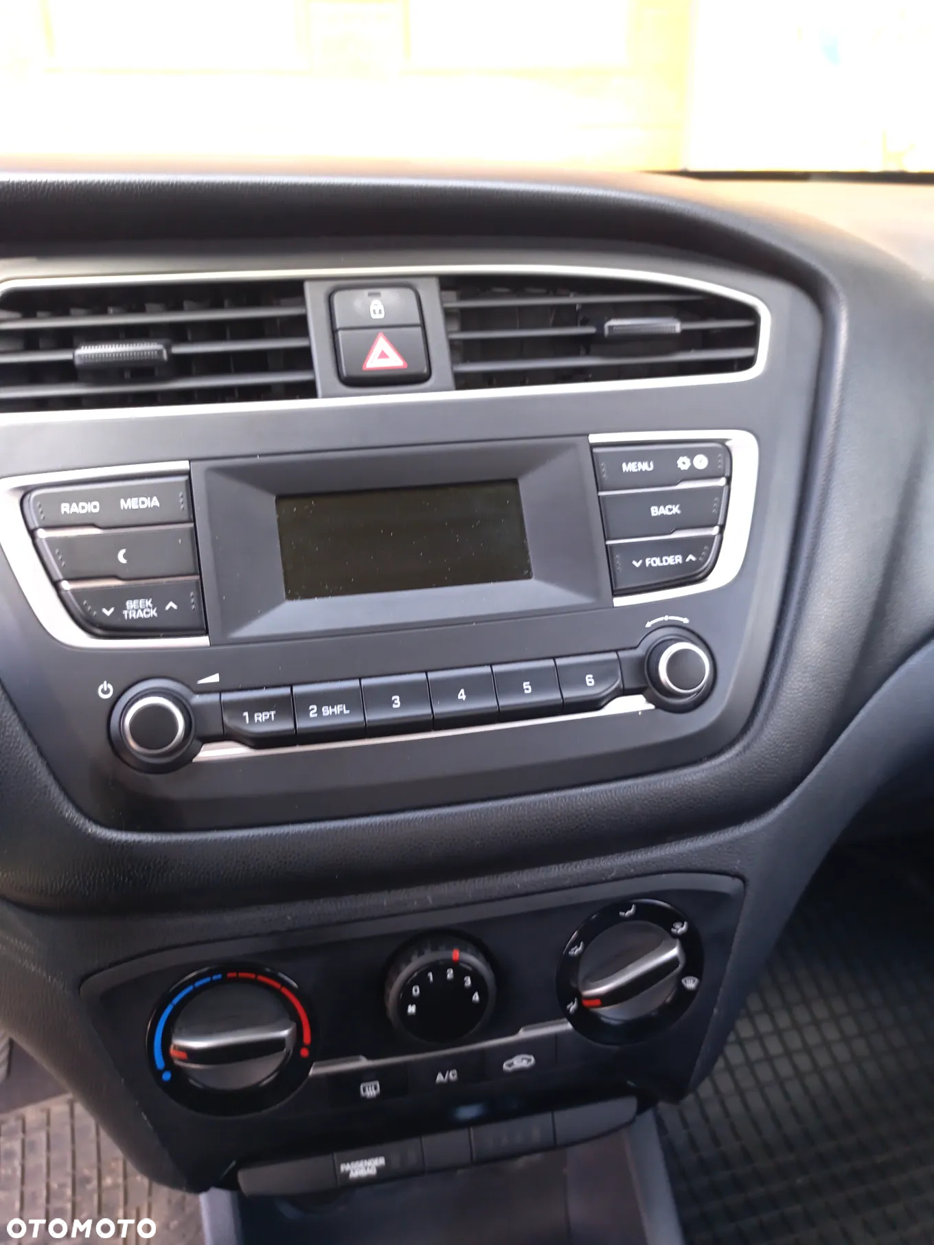 Hyundai i20 1.2 BlueDrive Classic - 8