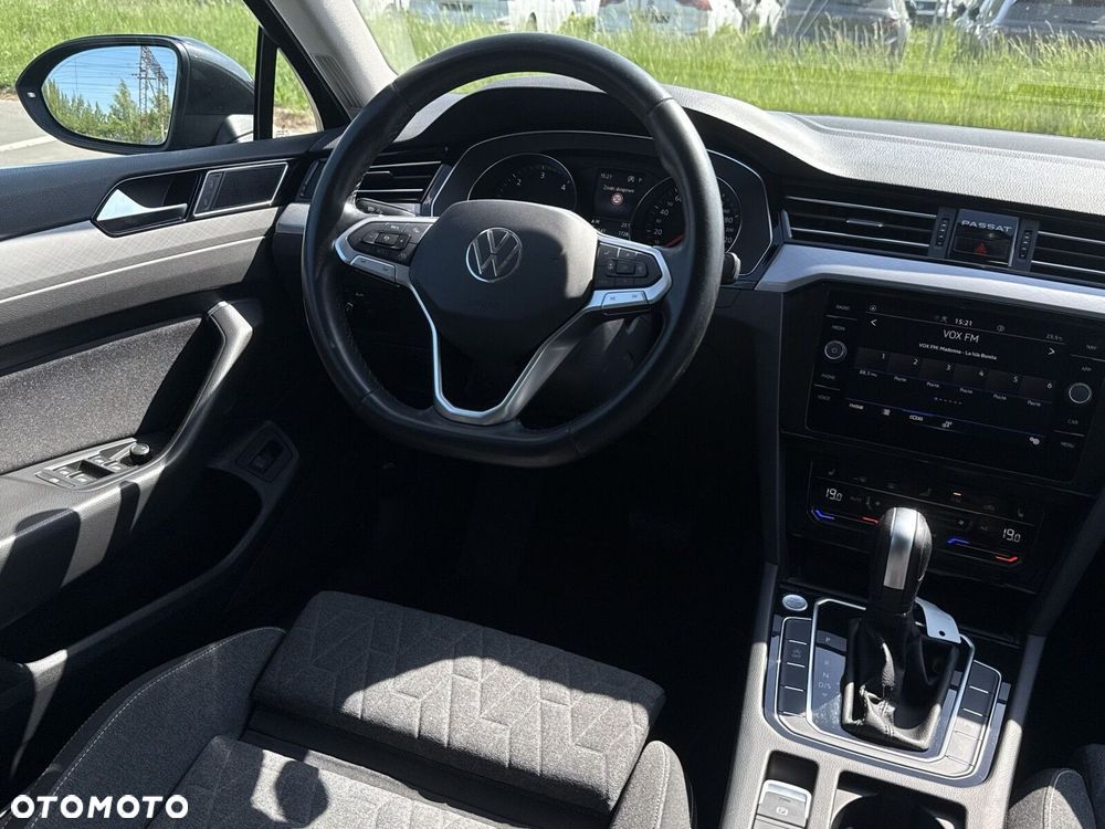 Volkswagen Passat Variant 2.0 TDI EVO Business DSG - 11