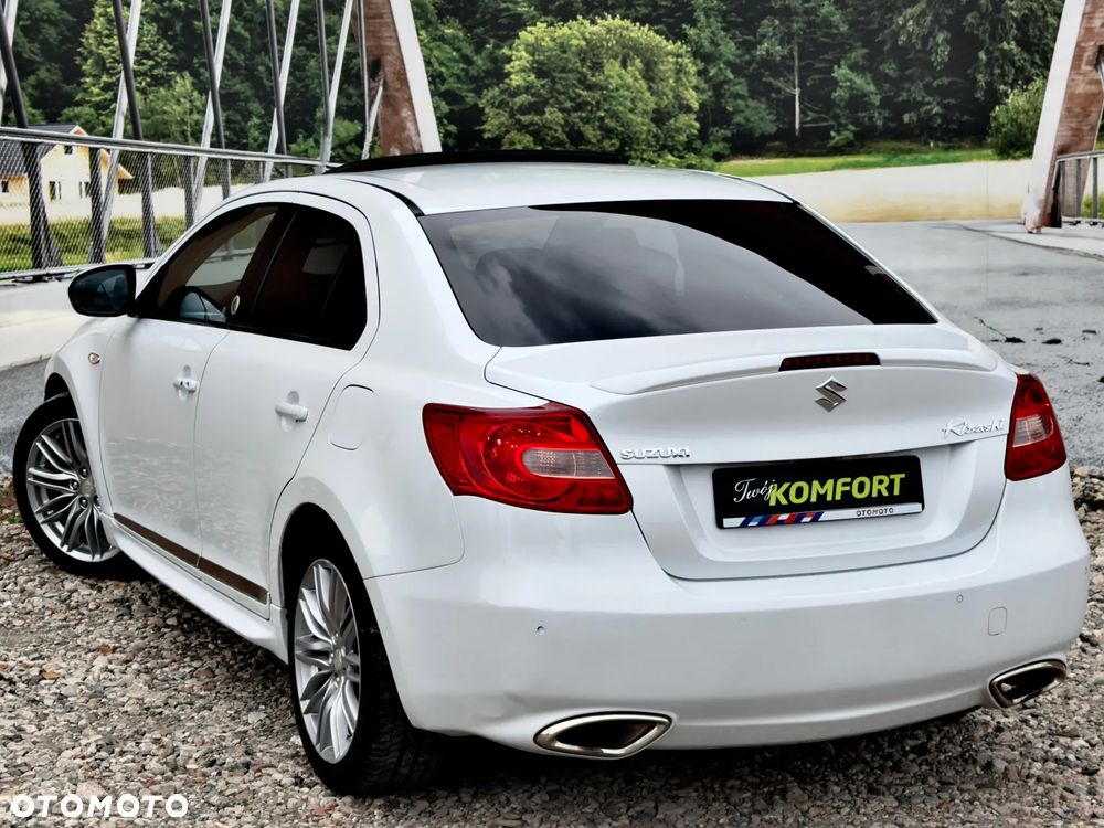 Suzuki Kizashi 2.4 4x4 CVT Sport - 6