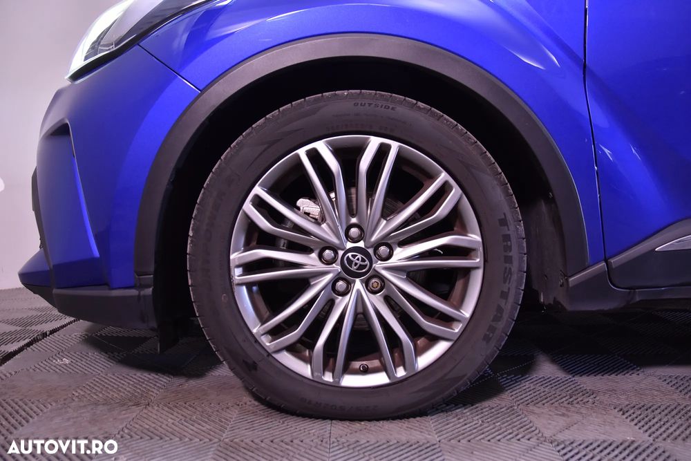 Toyota C-HR - 14