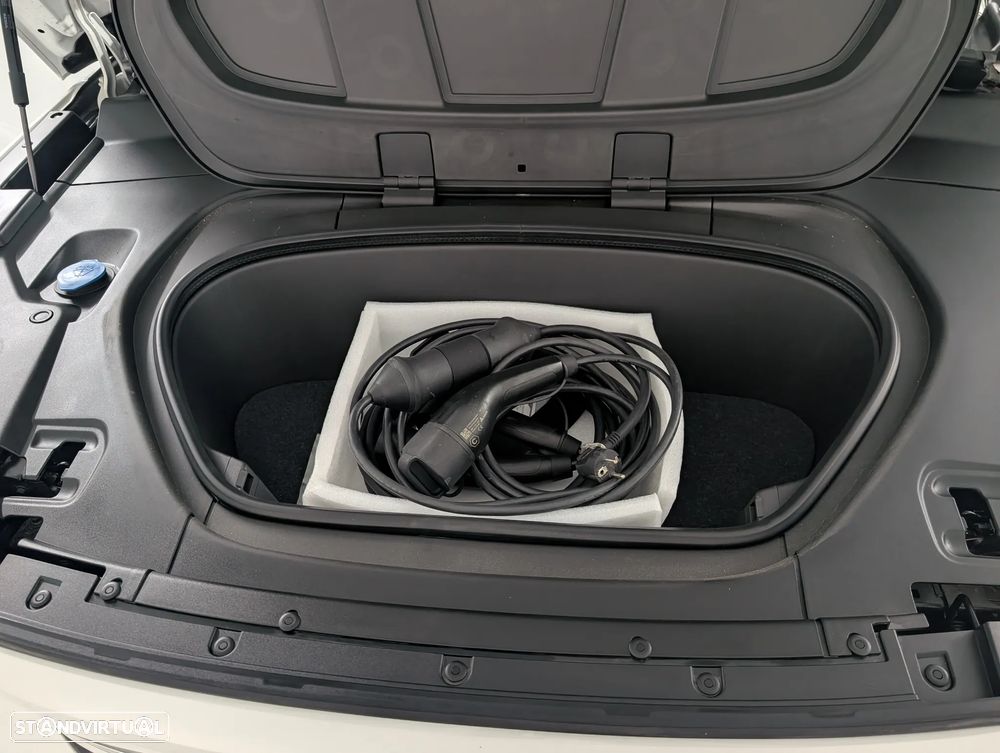 Volvo XC 40 Recharge Core - 17