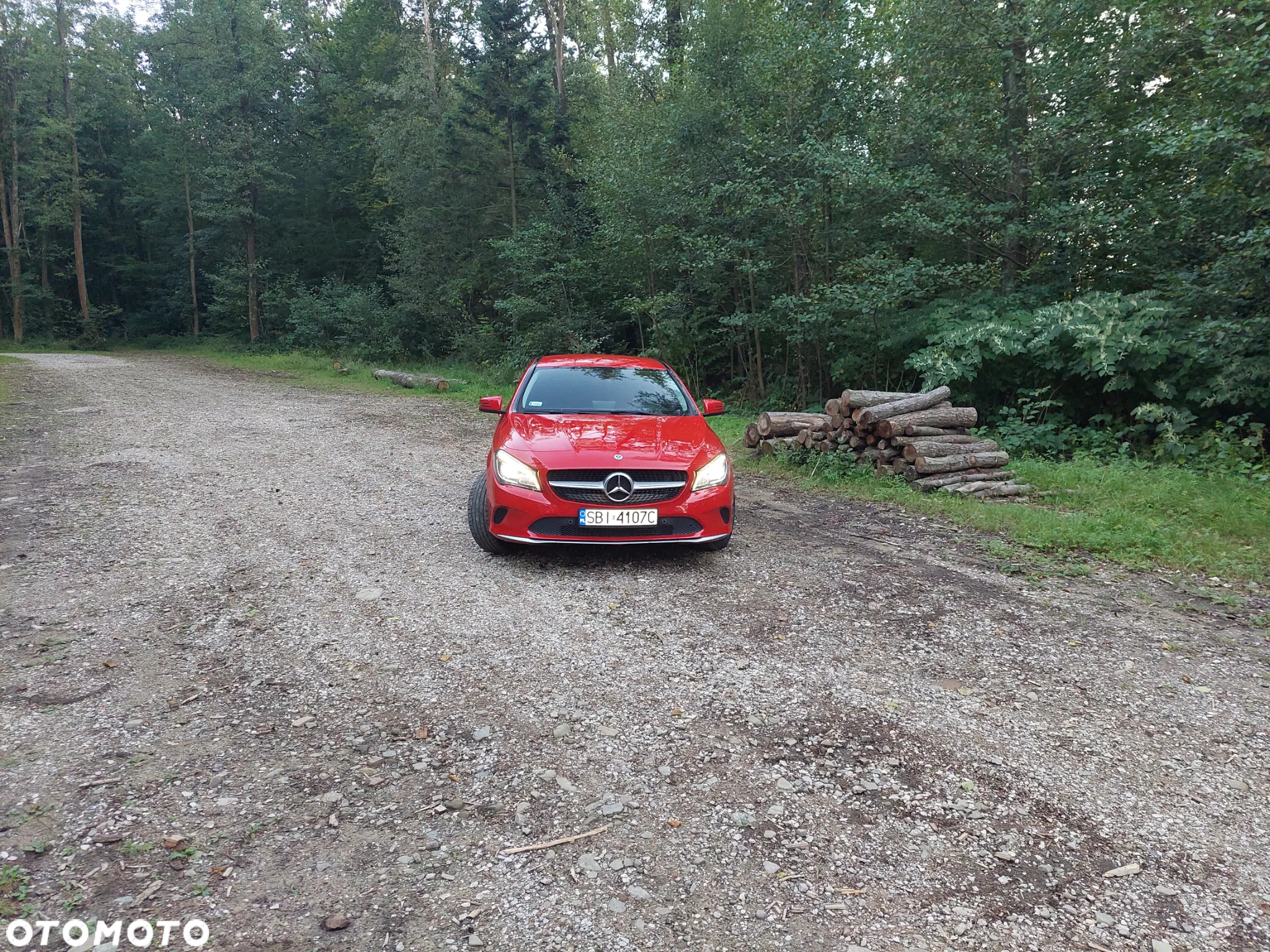 Mercedes-Benz CLA 180 7G-DCT Urban - 4