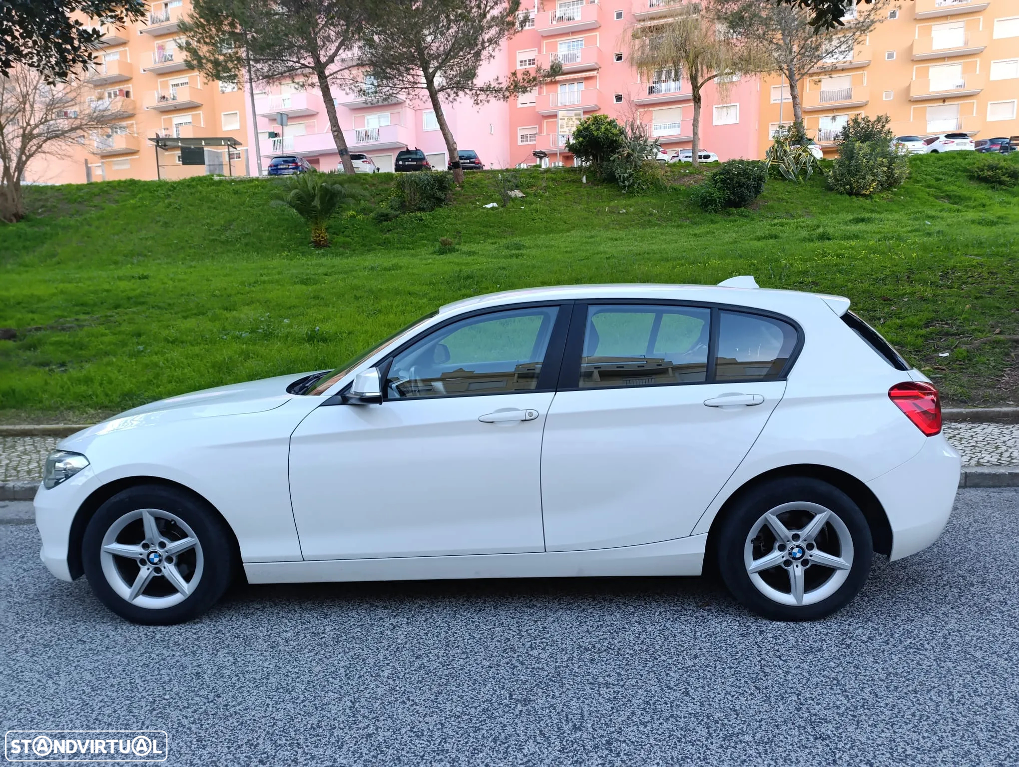 BMW 116 d EDynamics Line Sport - 10