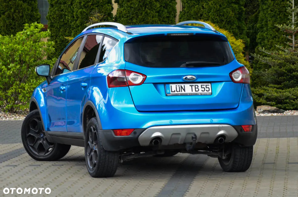 Ford Kuga 2.0 TDCi 2x4 Titanium - 9