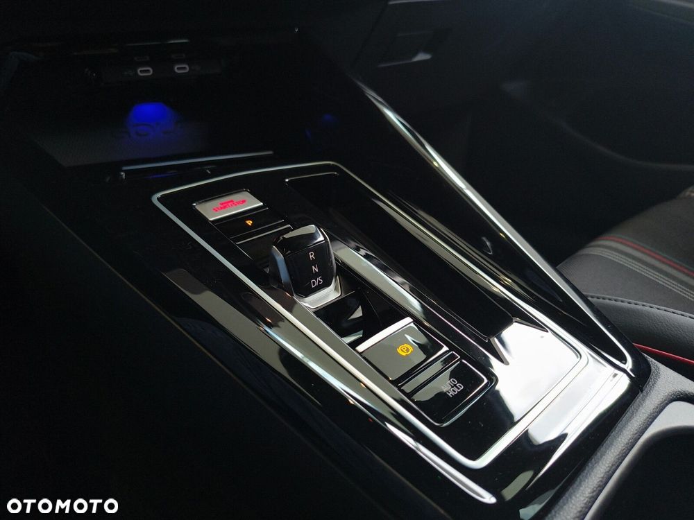 Volkswagen Golf 2.0 TSI GTI Edition 50 DSG - 32