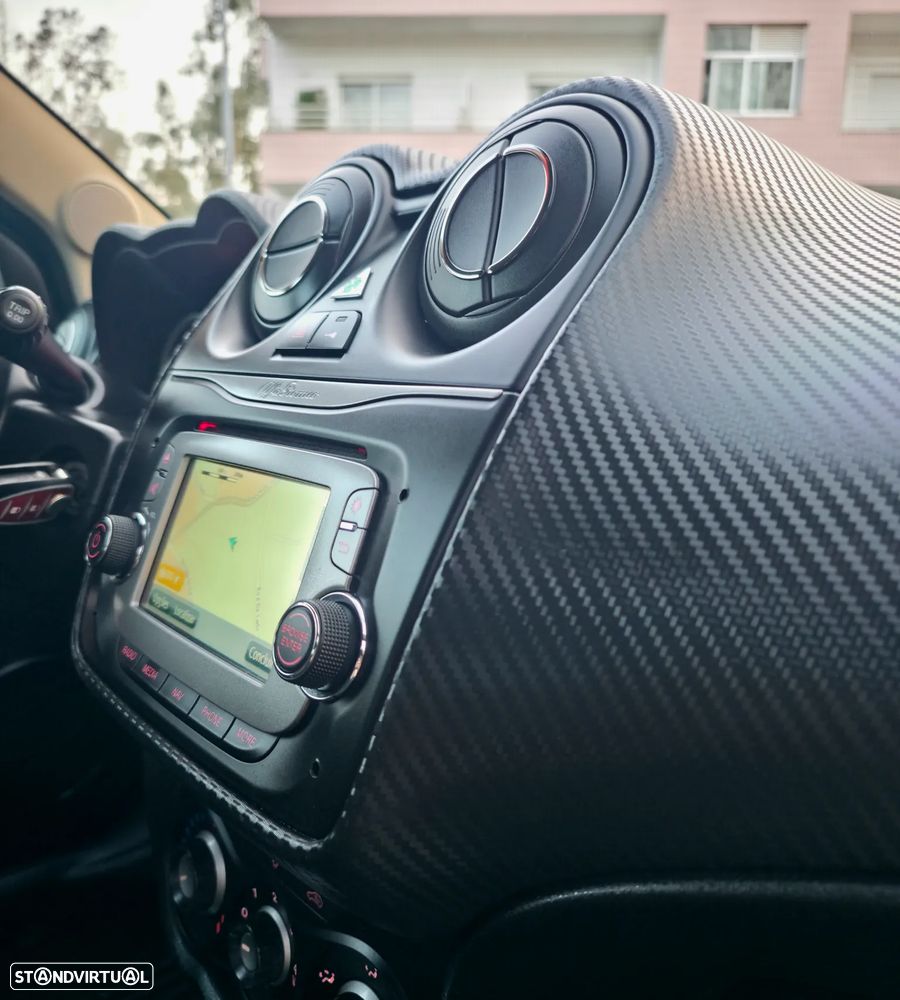 Alfa Romeo MiTo - 18