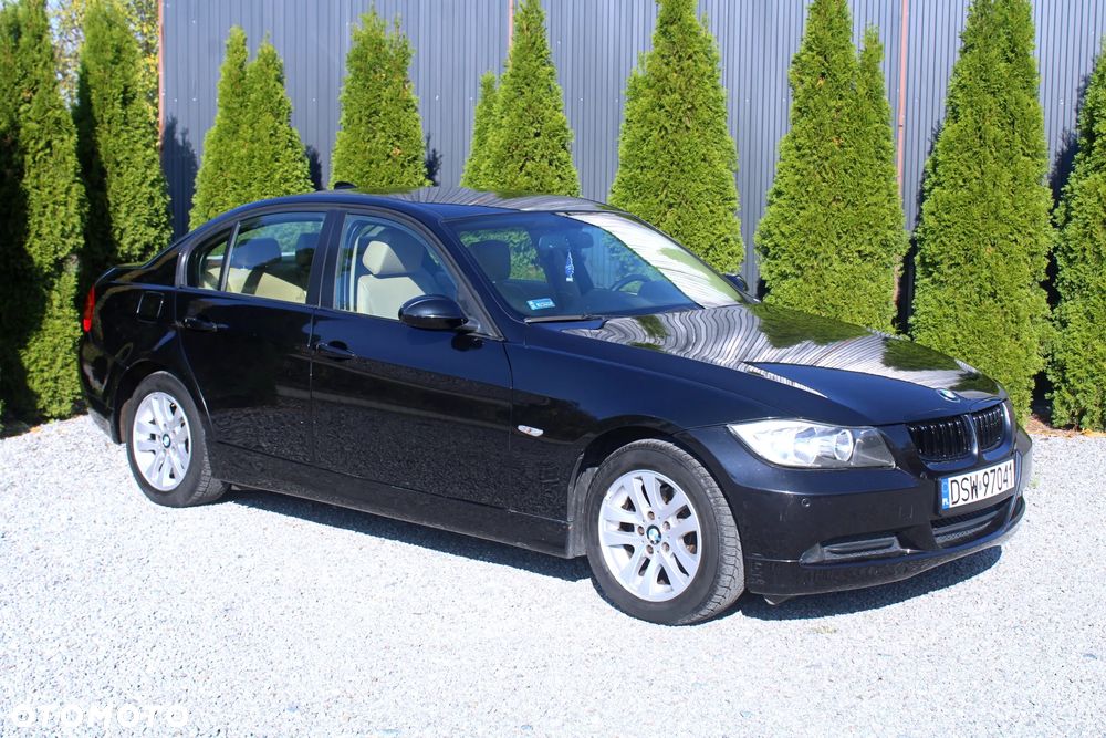 BMW Seria 3 318i - 14