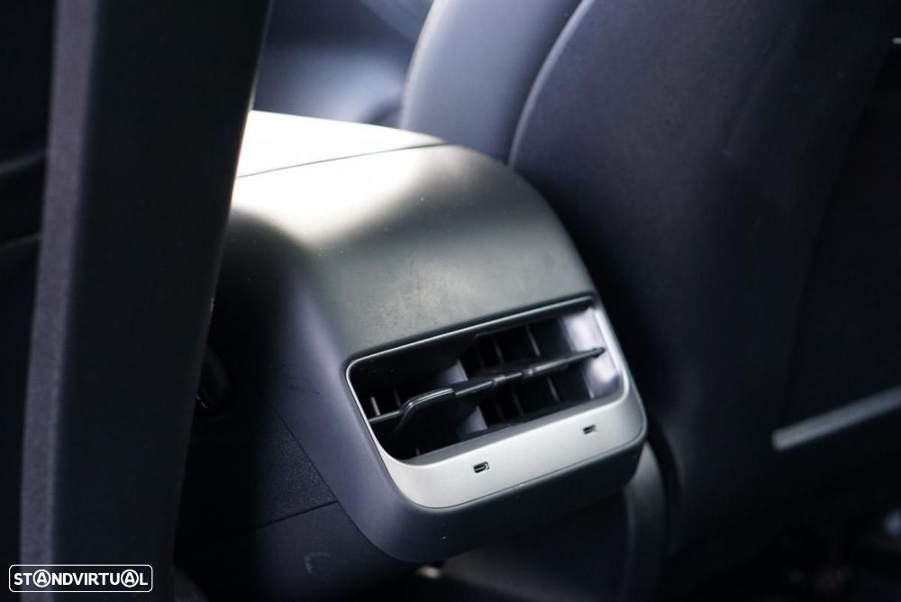 Tesla Model 3 Long Range AWD Dual Motor - 41