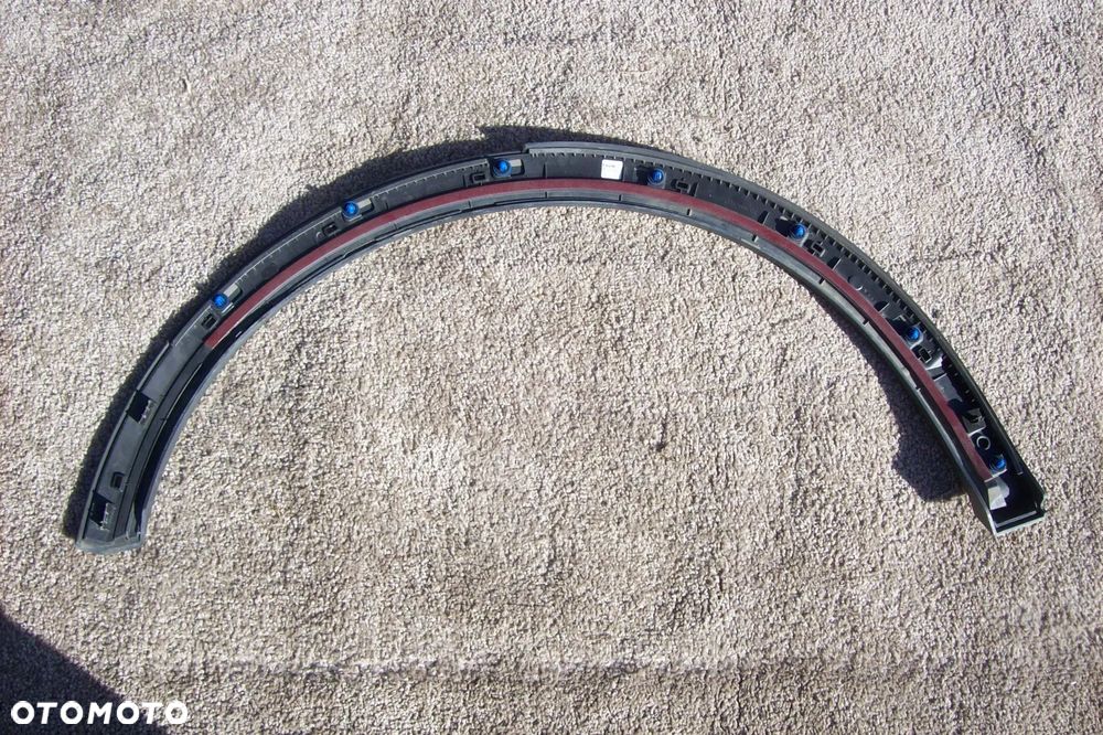 LISTWA BŁOTNIKA LEWY TYŁ AUDI Q2 - 3