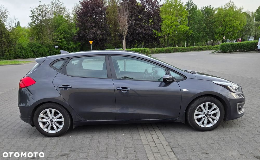 Kia Ceed 1.6 GDI L - 5