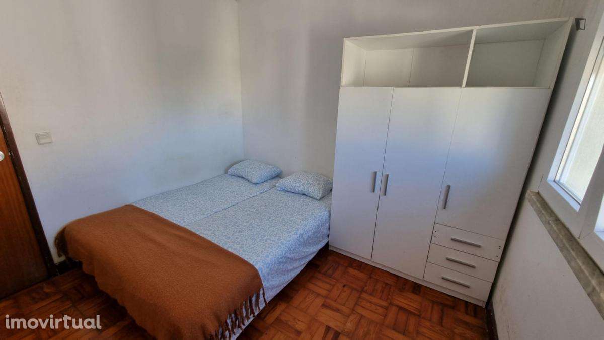 Quarto - localizado em Bela Vista Lisbon - Grande imagem: 4/13