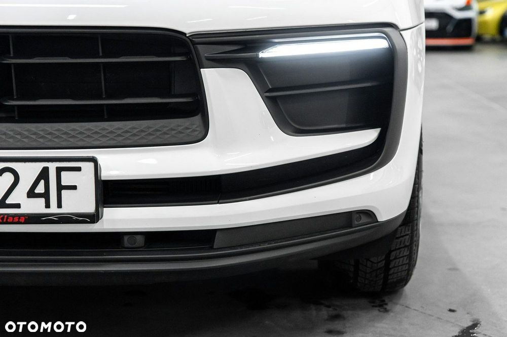 Porsche Macan Standard - 15