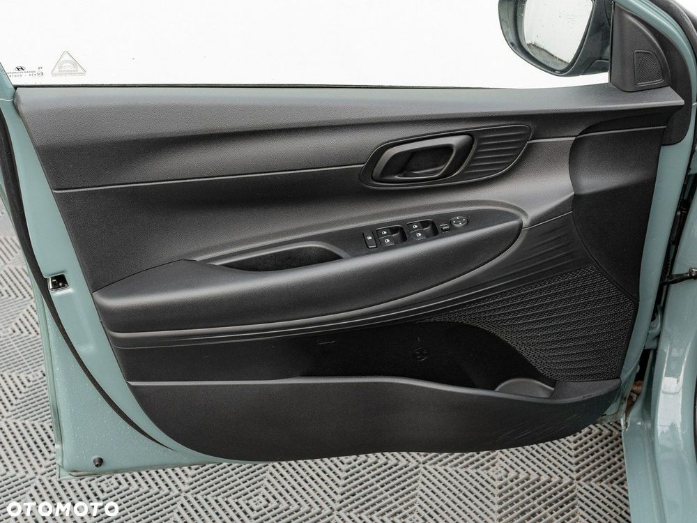 Hyundai i20 1.2 Pure - 13