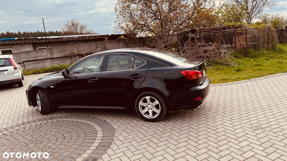 Lexus IS 250 Prestige - 23