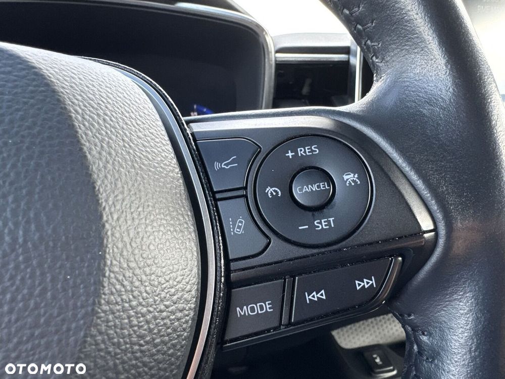 Toyota Corolla 1.8 Hybrid Comfort - 24