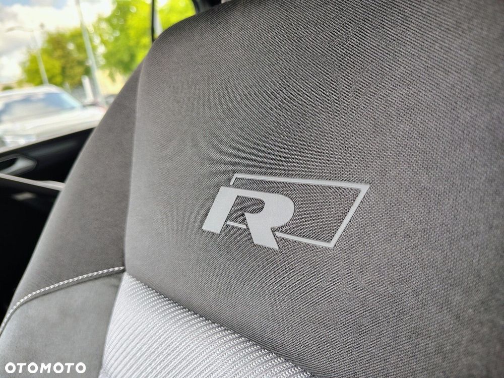 Volkswagen Touran - 29