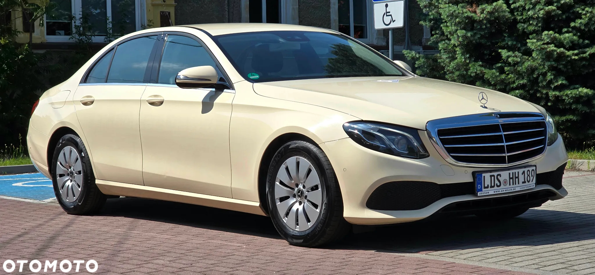 Mercedes-Benz Klasa E 200 d 9G-TRONIC - 3