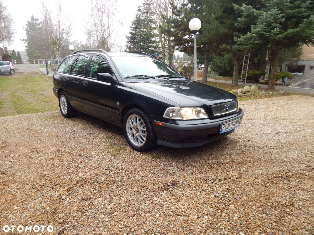 Volvo V40 2.0 Elegance - 4