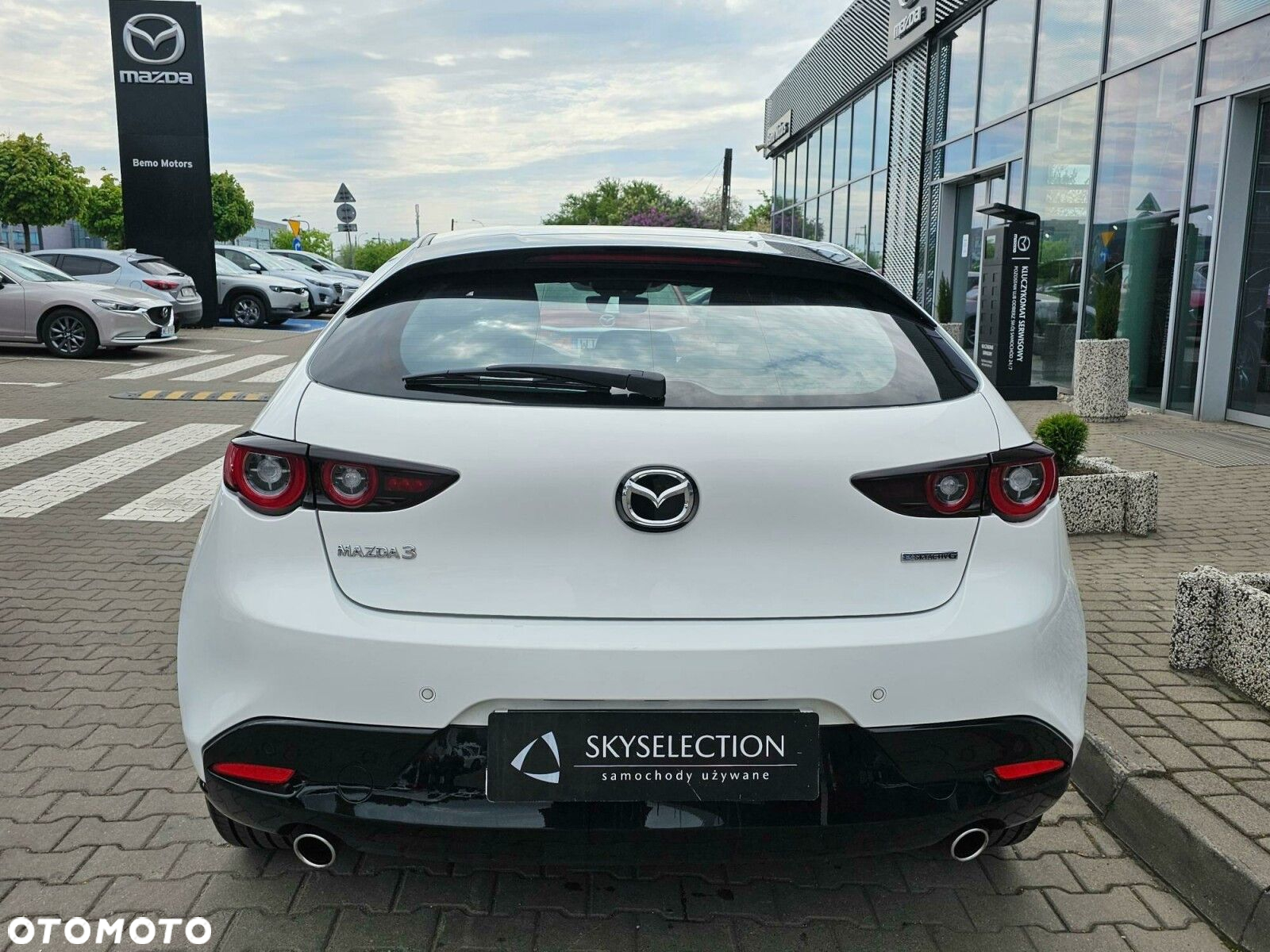 Mazda 3 - 8