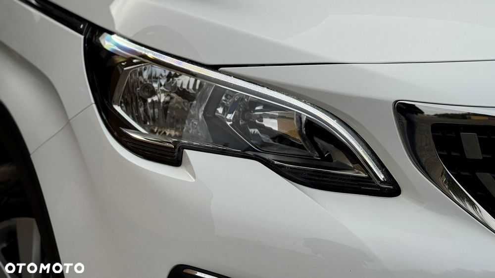Peugeot 3008 - 17