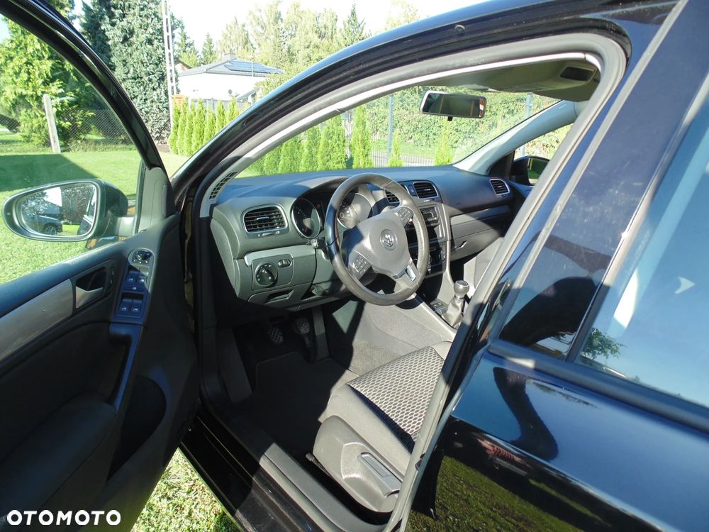 Volkswagen Golf 1.6 TDI DPF BlueMotion Technology Comfortline - 22