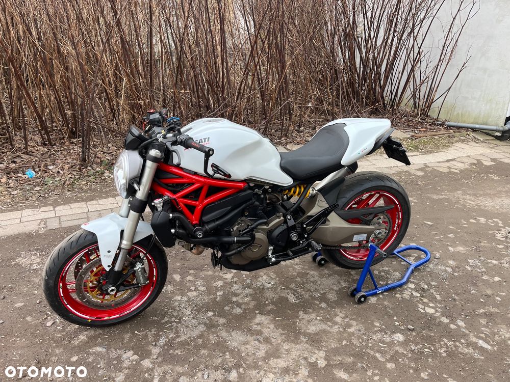 Ducati Monster - 2
