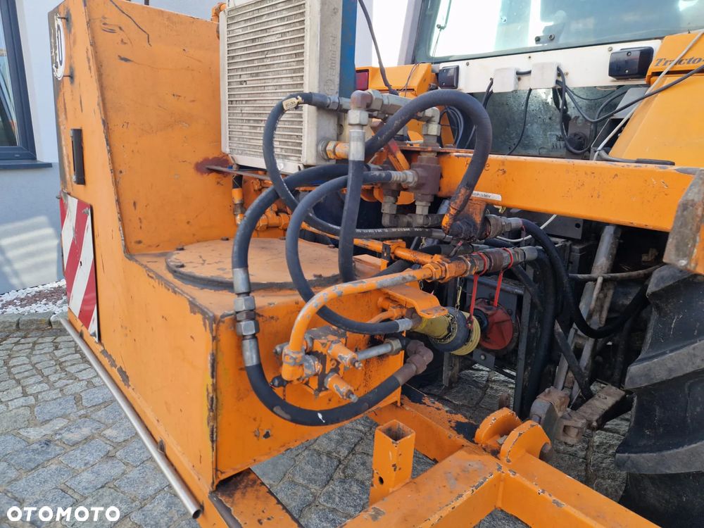 Renault 106-54 z kosiarką boczną - 10