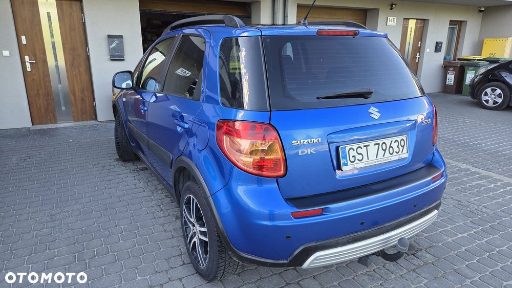 Suzuki SX4 - 4