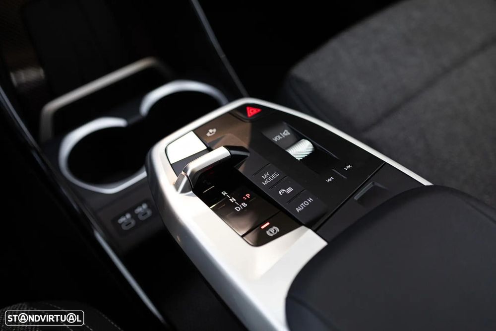 BMW iX3 Impressive - 35