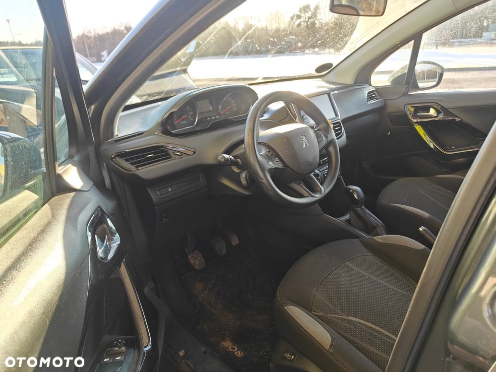 Peugeot 208 82 VTI Style - 8
