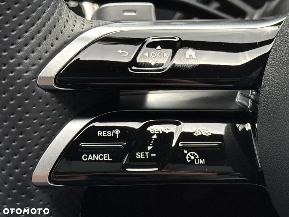 Mercedes-Benz Klasa E 220 d 4Matic 9G-TRONIC Edition AMG Line - 15