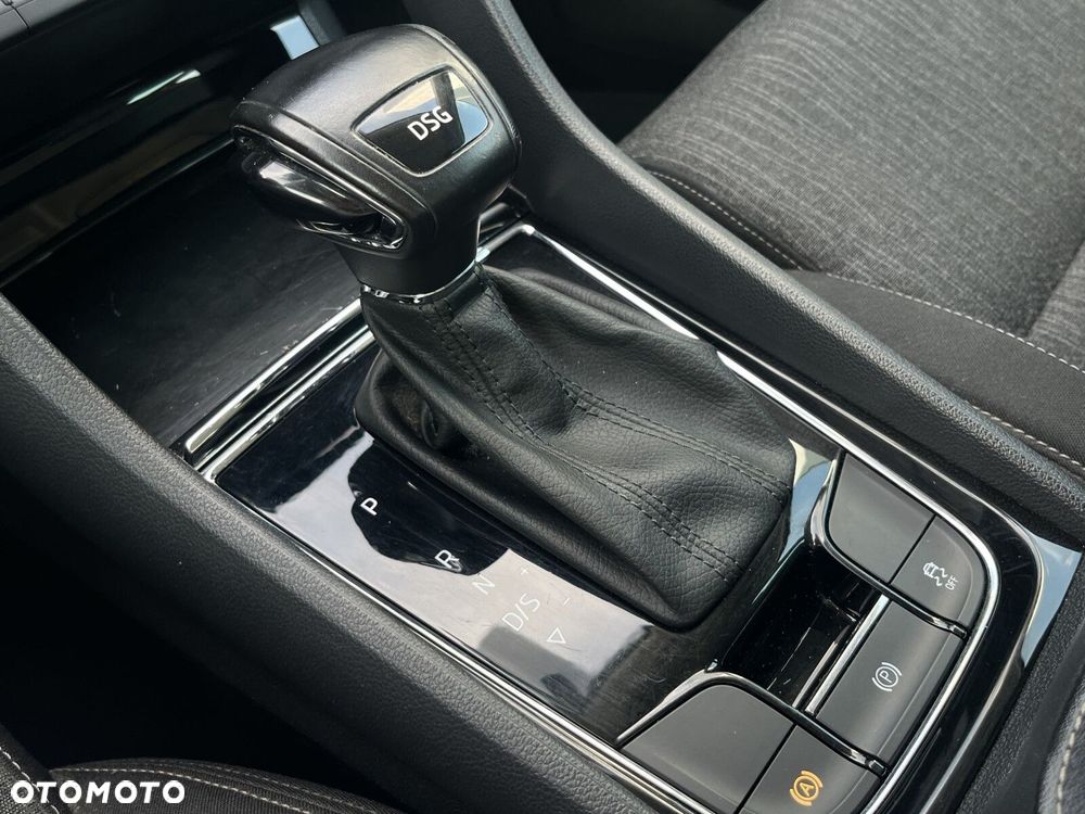 Skoda Karoq 1.5 TSI ACT Style DSG - 30