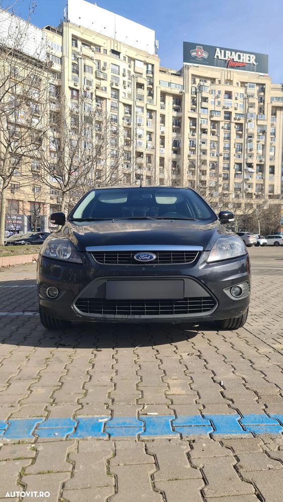 Ford Focus 1.6 Ti-VCT Titanium - 2