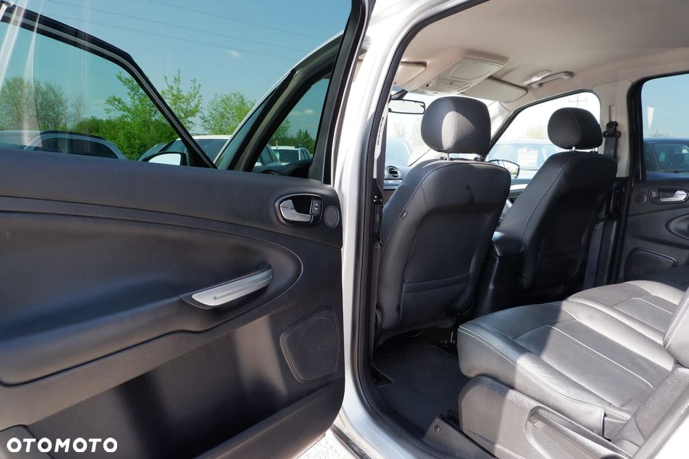 Ford S-Max 2.0 TDCi DPF Titanium - 29