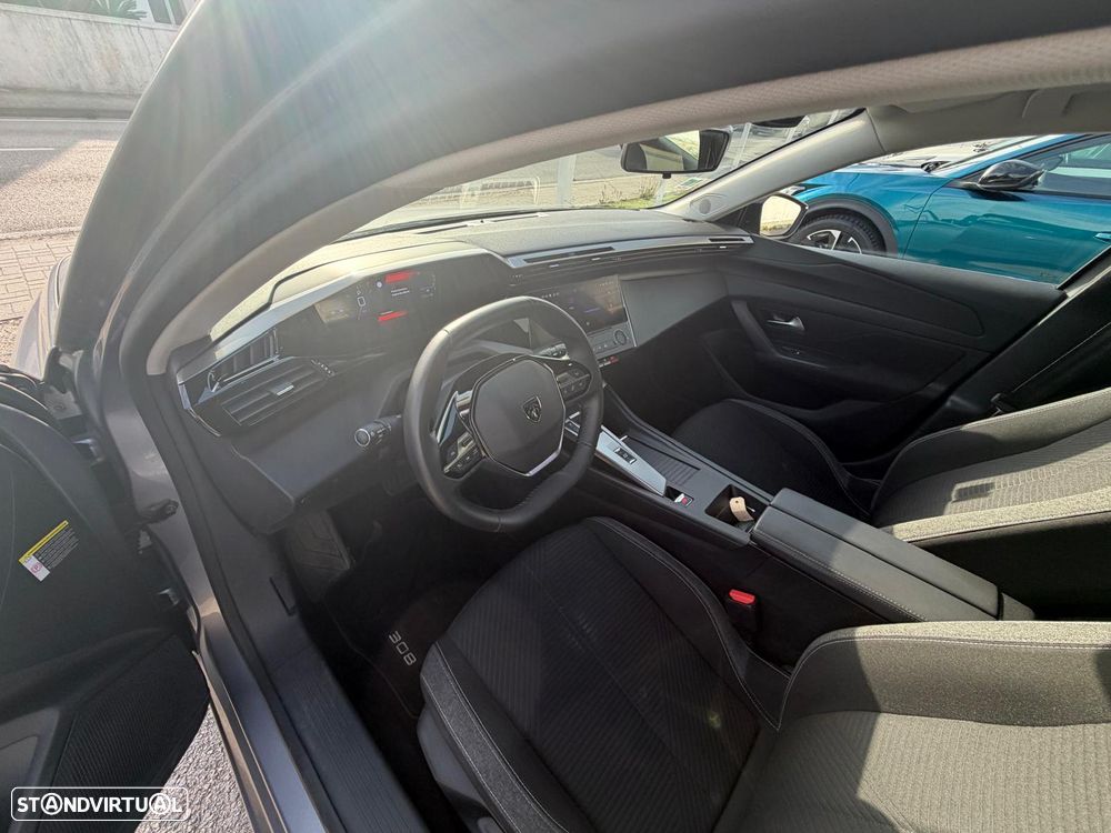 Peugeot 308 PureTech 130 EAT8 Active Pack - 14