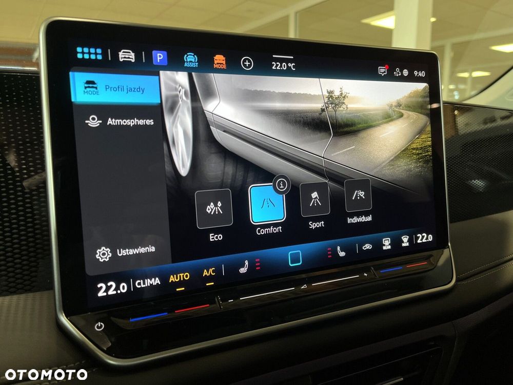 Volkswagen Tiguan - 24