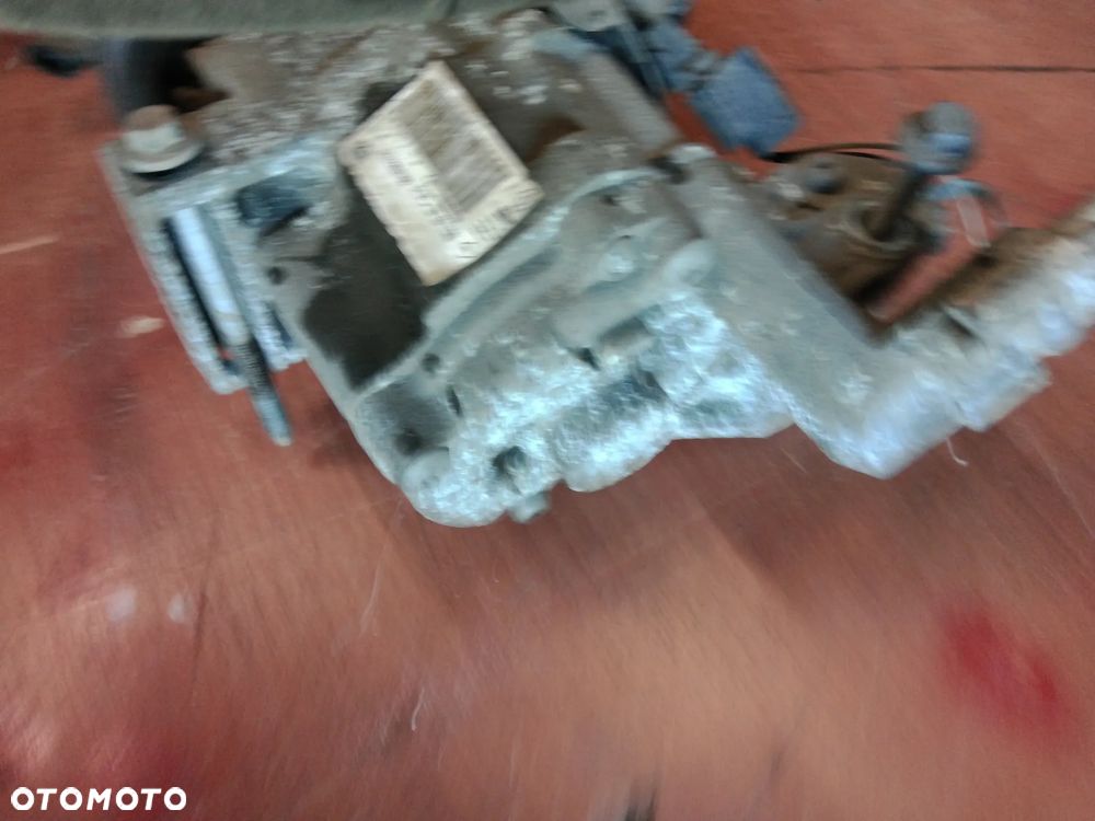 DACIA DOKKER LODGY 1,6 KOMPRESOR KLIMATYZACJI 926009154R - 3