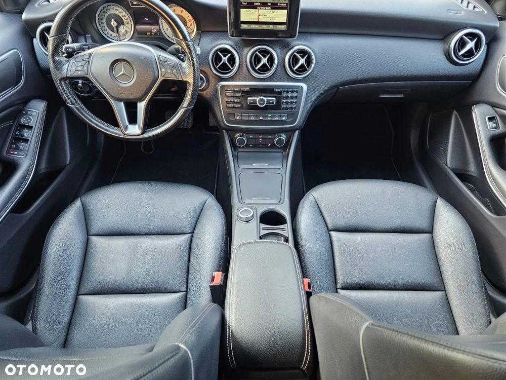 Mercedes-Benz Klasa A 180 (BlueEFFICIENCY) 7G-DCT Urban - 7