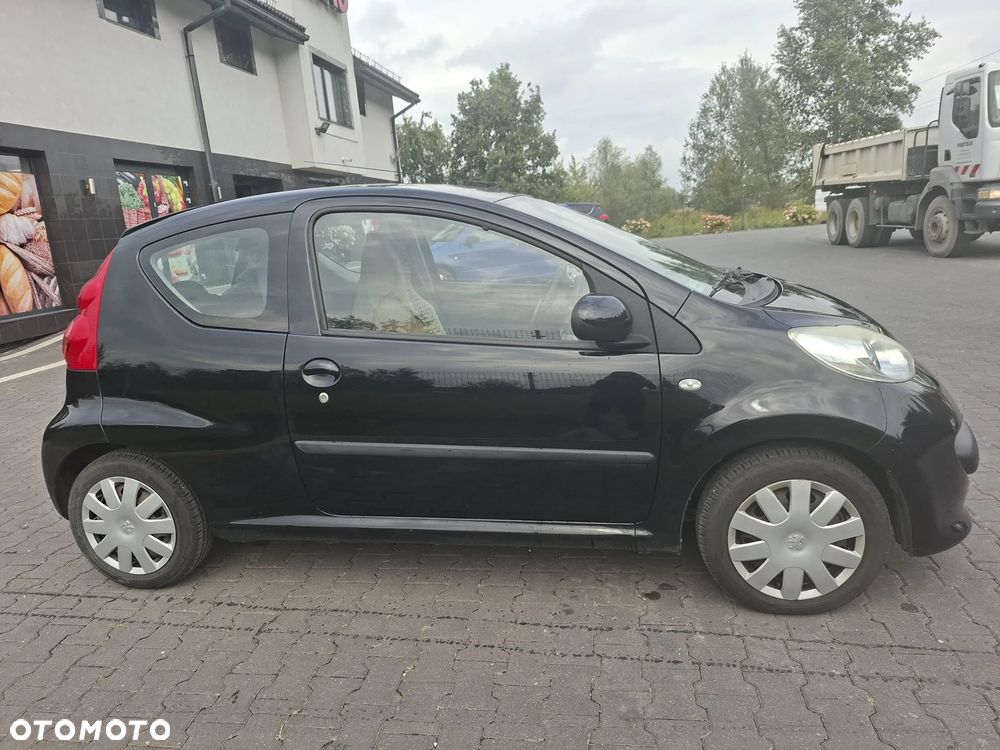 Peugeot 107 1.0 Happy - 4