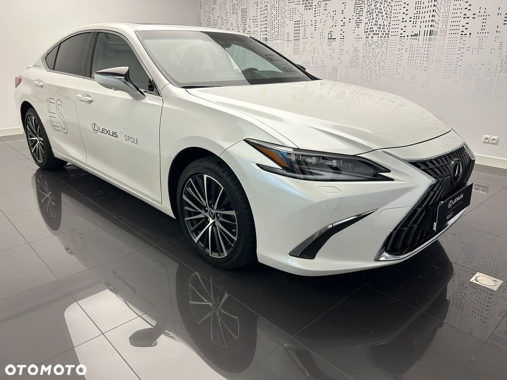 Lexus ES 300h Prestige