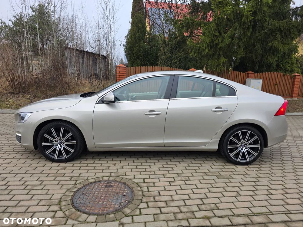 Volvo S60 D4 Geartronic Summum - 14