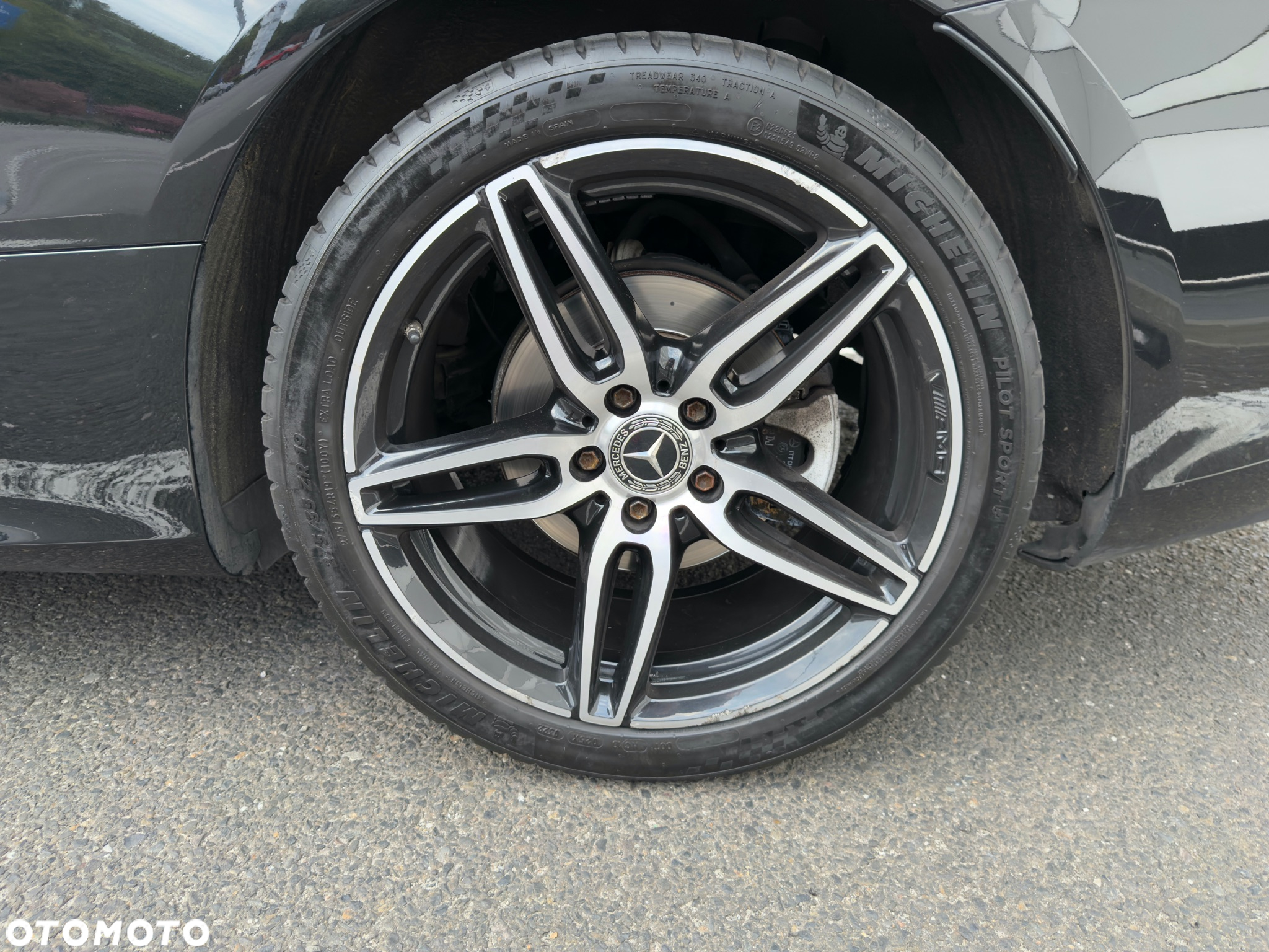 Mercedes-Benz Klasa E 200 Coupe 4-Matic 9G-TRONIC - 25