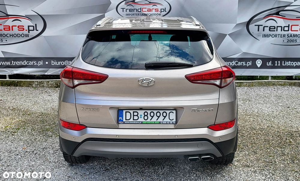 Hyundai Tucson 2.0 CRDI BlueDrive Style 2WD - 9