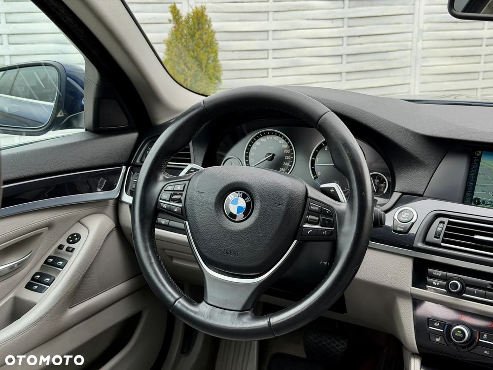BMW Seria 5 535d xDrive Sport-Aut Modern Line - 7