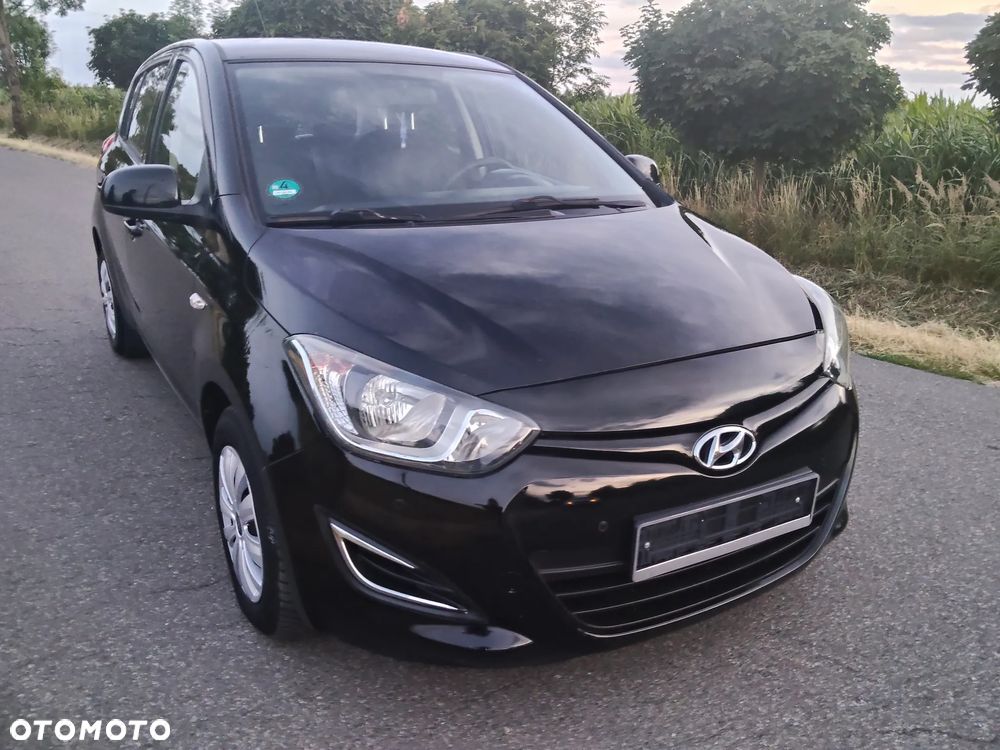 Hyundai i20 1.2 Fifa World Cup Edition - 9