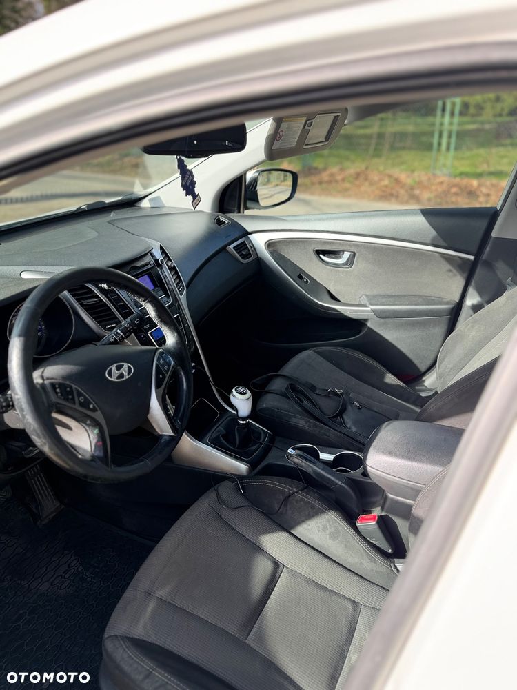 Hyundai i30 1.6 CRDi Comfort - 12