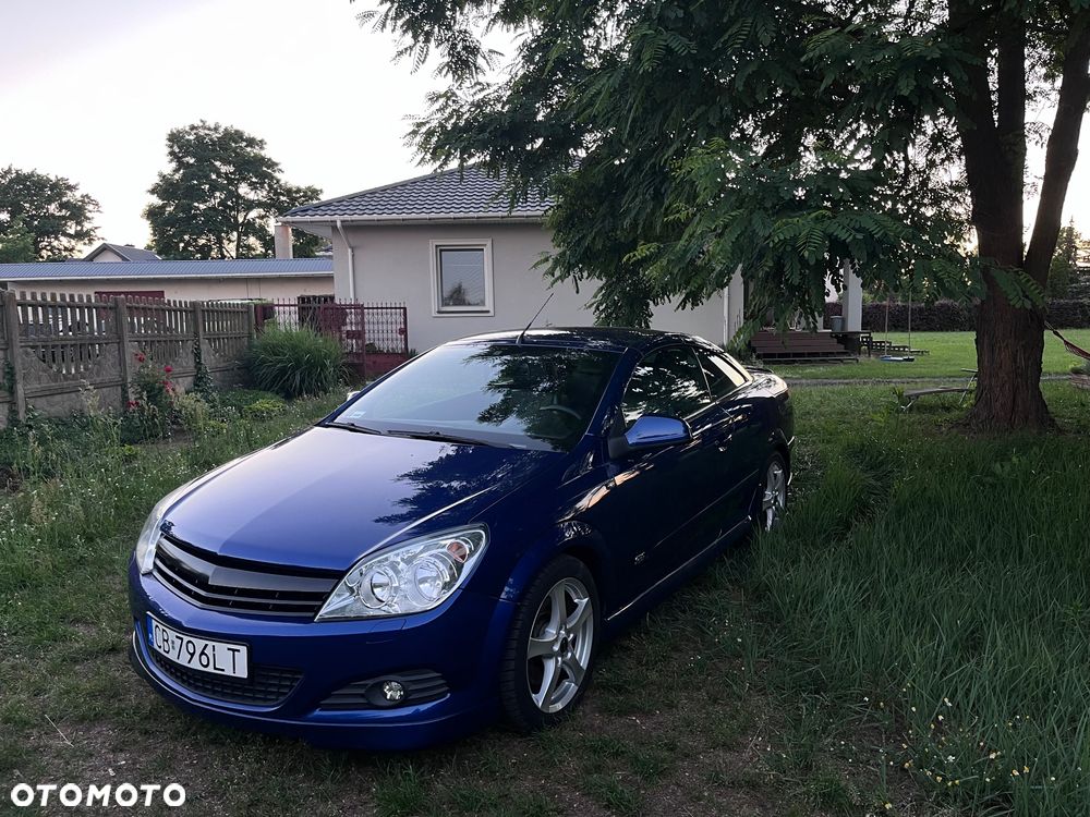 Opel Astra 1.6 T Cosmo - 3