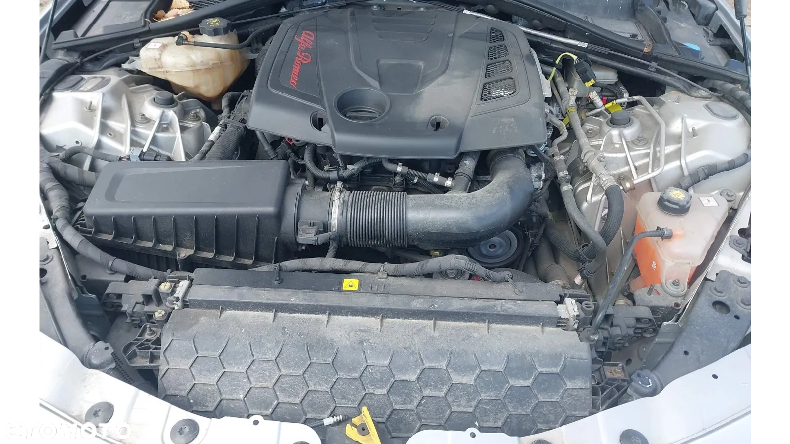 Alfa Romeo Giulia 2.0 Turbo TI Q4 - 9
