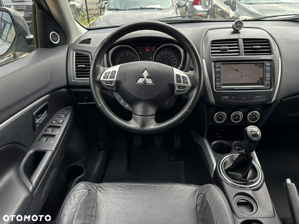 Mitsubishi ASX - 30